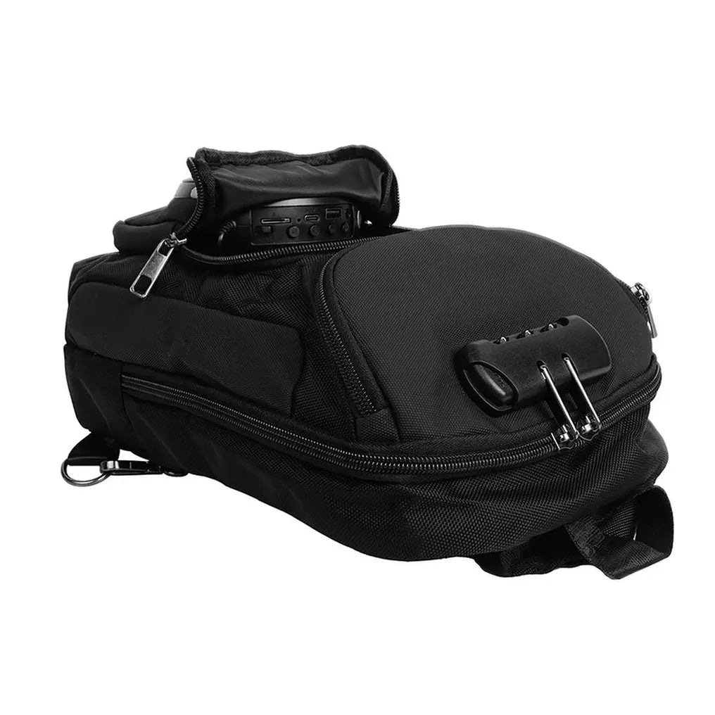 Bedienanschlüsse des hoco HC42 Bluetooth-Lautsprecher-Rucksacks