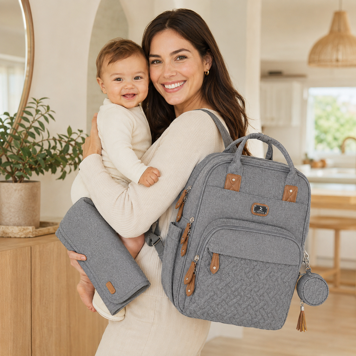 wickelrucksack-grau-wickelunterlage-kinderwagen